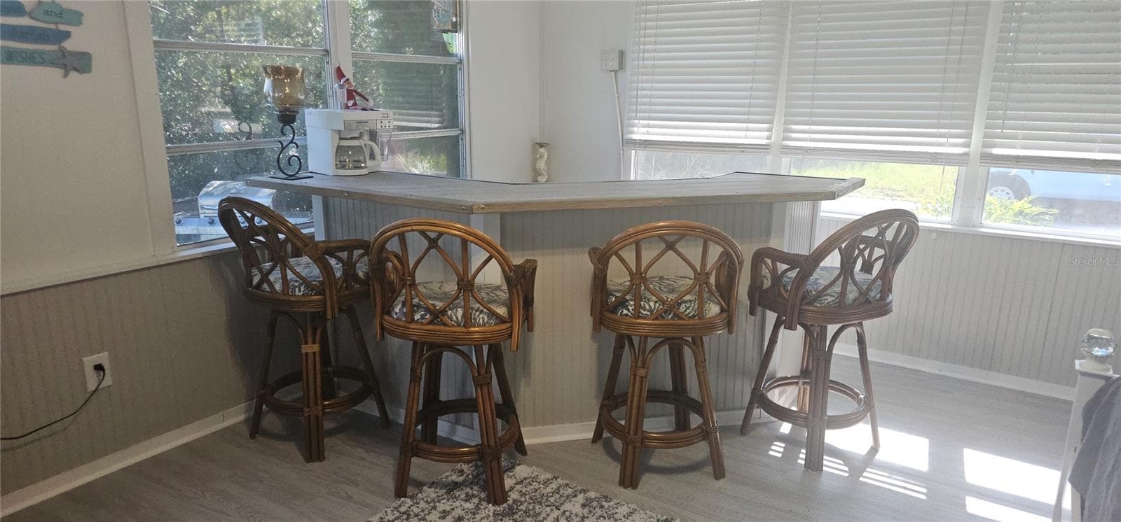 Built in Bar... - 6629 TOWER DR, HUDSON