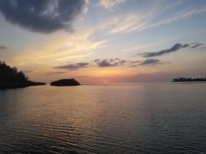 Come enjoy a beautiful Gulf Coast Sunset! - 6629 TOWER DR, HUDSON