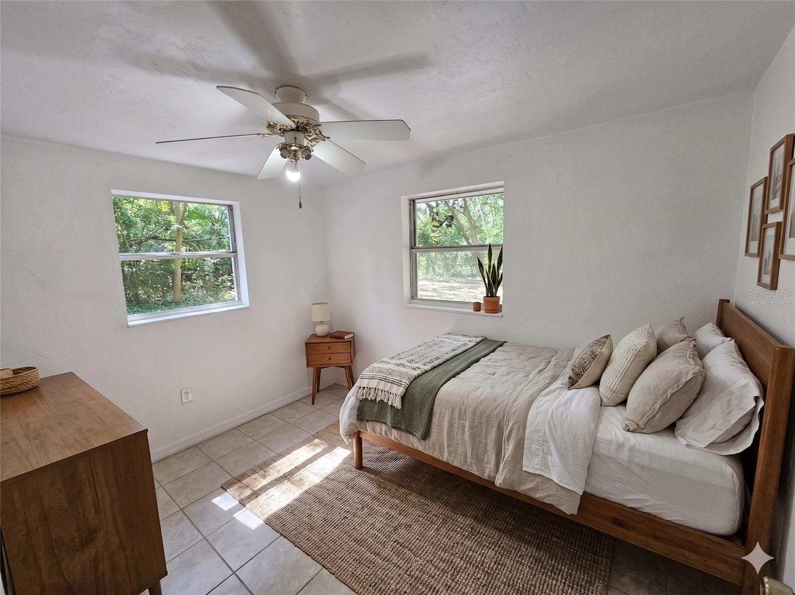 Bedroom 2 - Virtually Staged - 1146 NE 2ND PL, WILLISTON