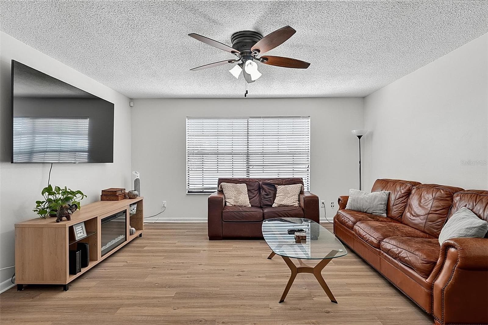 Single Family Residence at 9 BRIDGET TER, ORMOND BEACH, photo 3 of 60