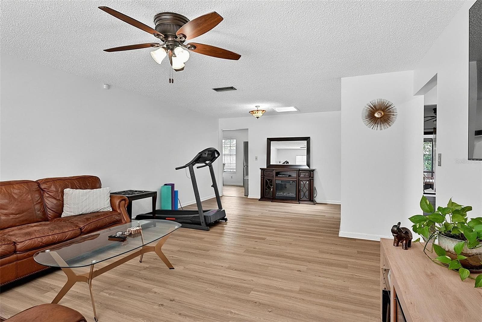 Single Family Residence at 9 BRIDGET TER, ORMOND BEACH, photo 13 of 60
