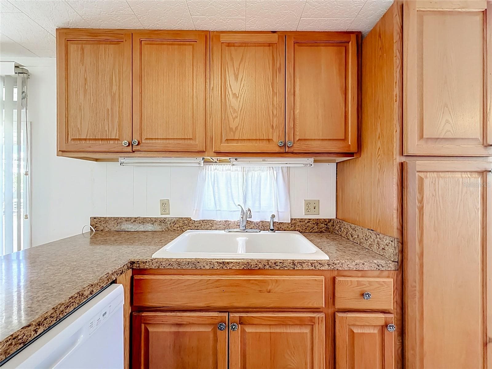 Mobile Home at 800 32ND AVE S #727, ST PETERSBURG, photo 7 of 32