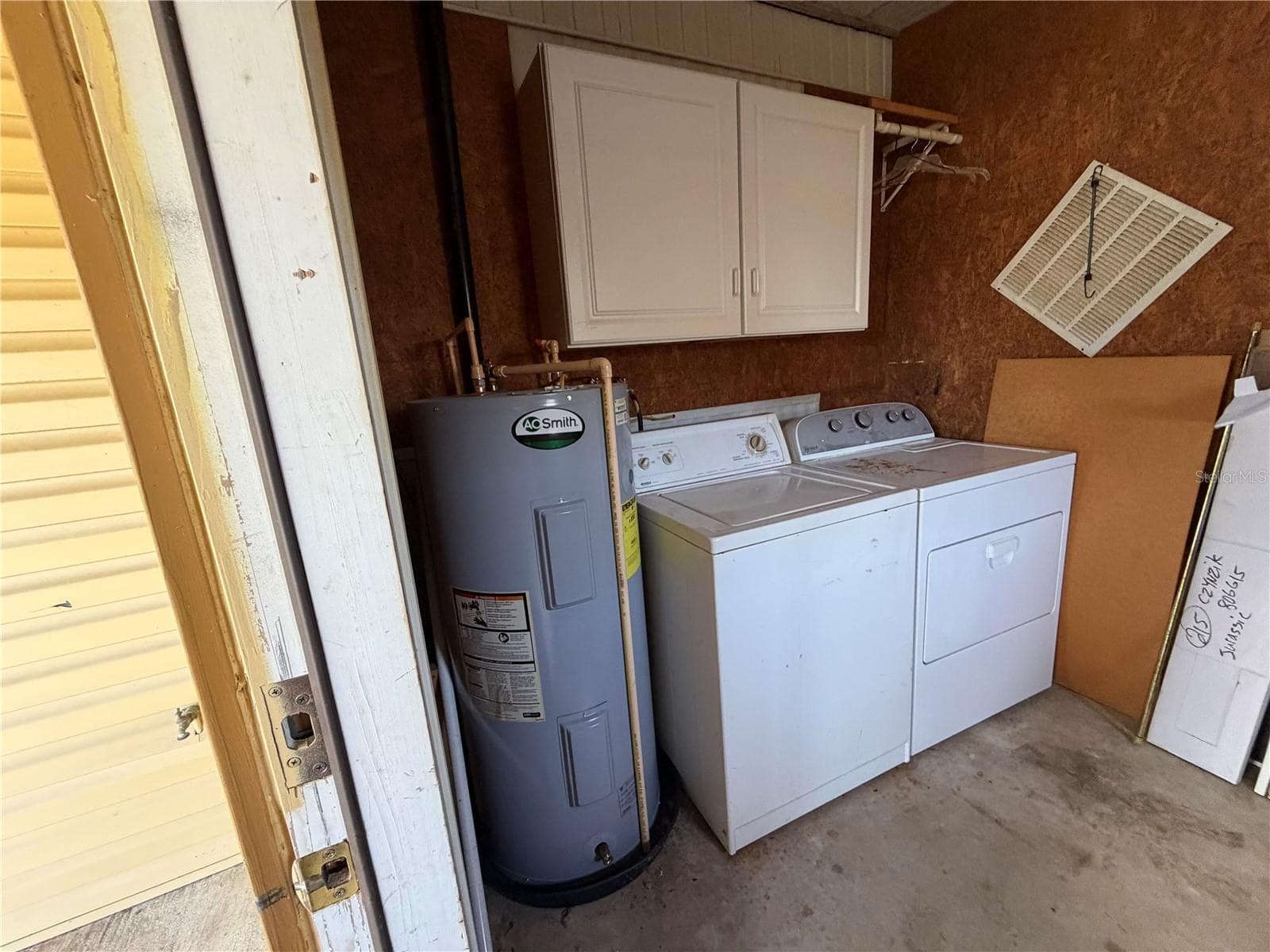 Manufactured Home at 14224 SANDHURST ST, BROOKSVILLE, photo 23 of 28
