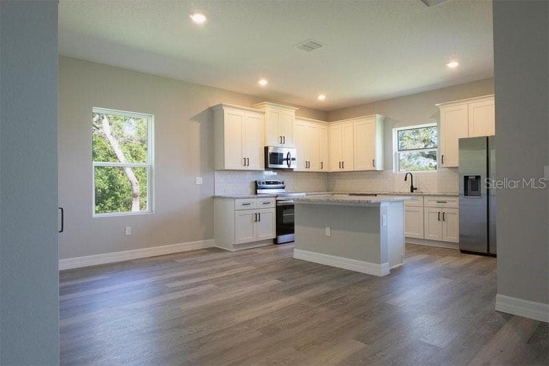 Single Family Residence at 2028 SW 153 LOOP, OCALA, photo 8 of 16