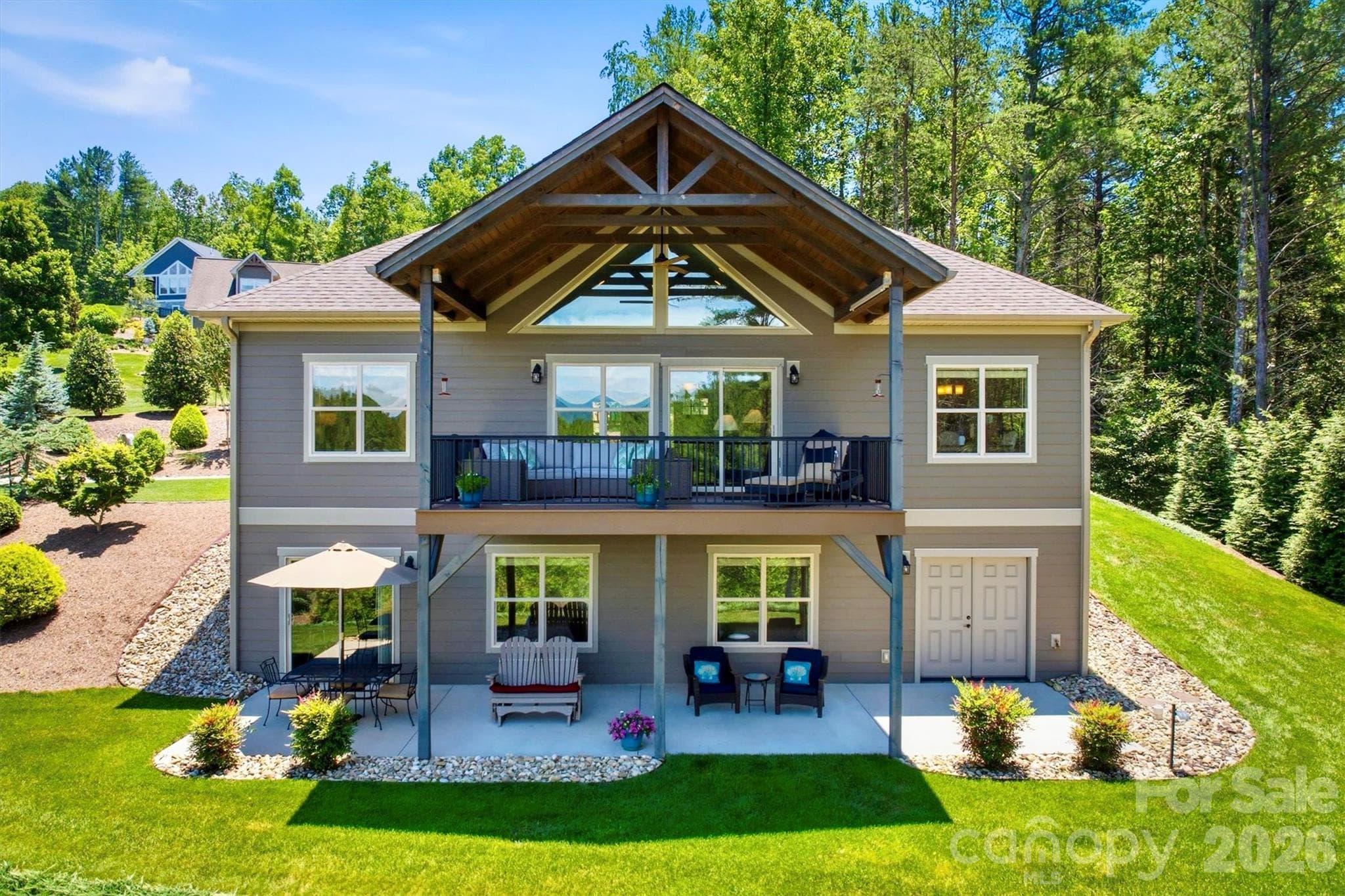 Single Family Residence at Lenoir, photo 3 of 49