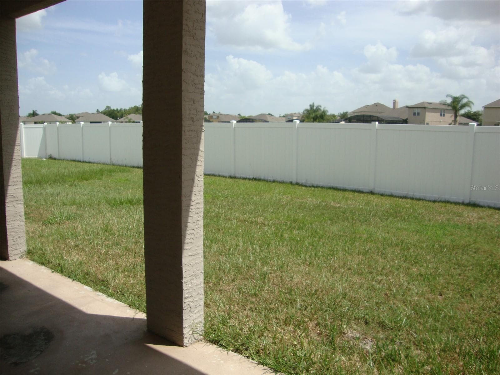 Single Family Residence at 4984 BIRCH STONE LN, ORLANDO, photo 2 of 23