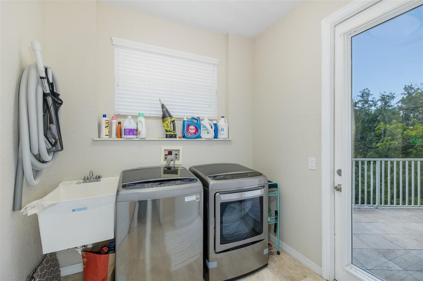 Single Family Residence at 3020 SHEPPARDS CROOK CT, HOLIDAY, photo 26 of 63