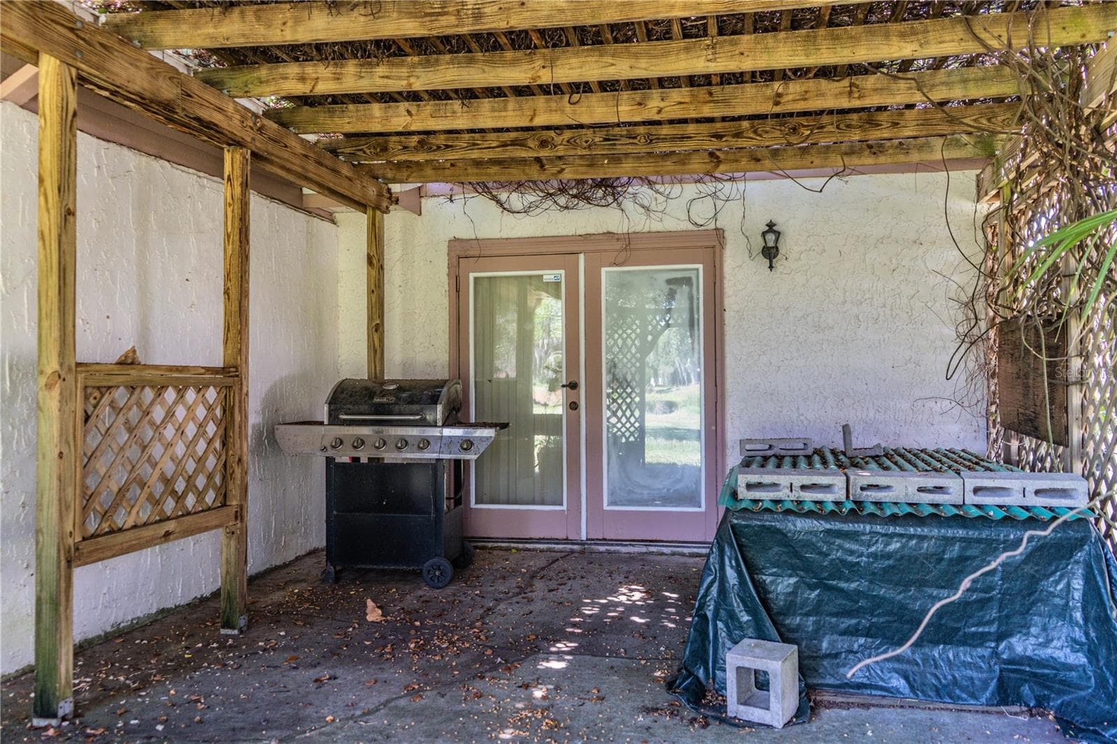 Single Family Residence at 85 COUNTRY CLUB LN, MULBERRY, photo 58 of 73