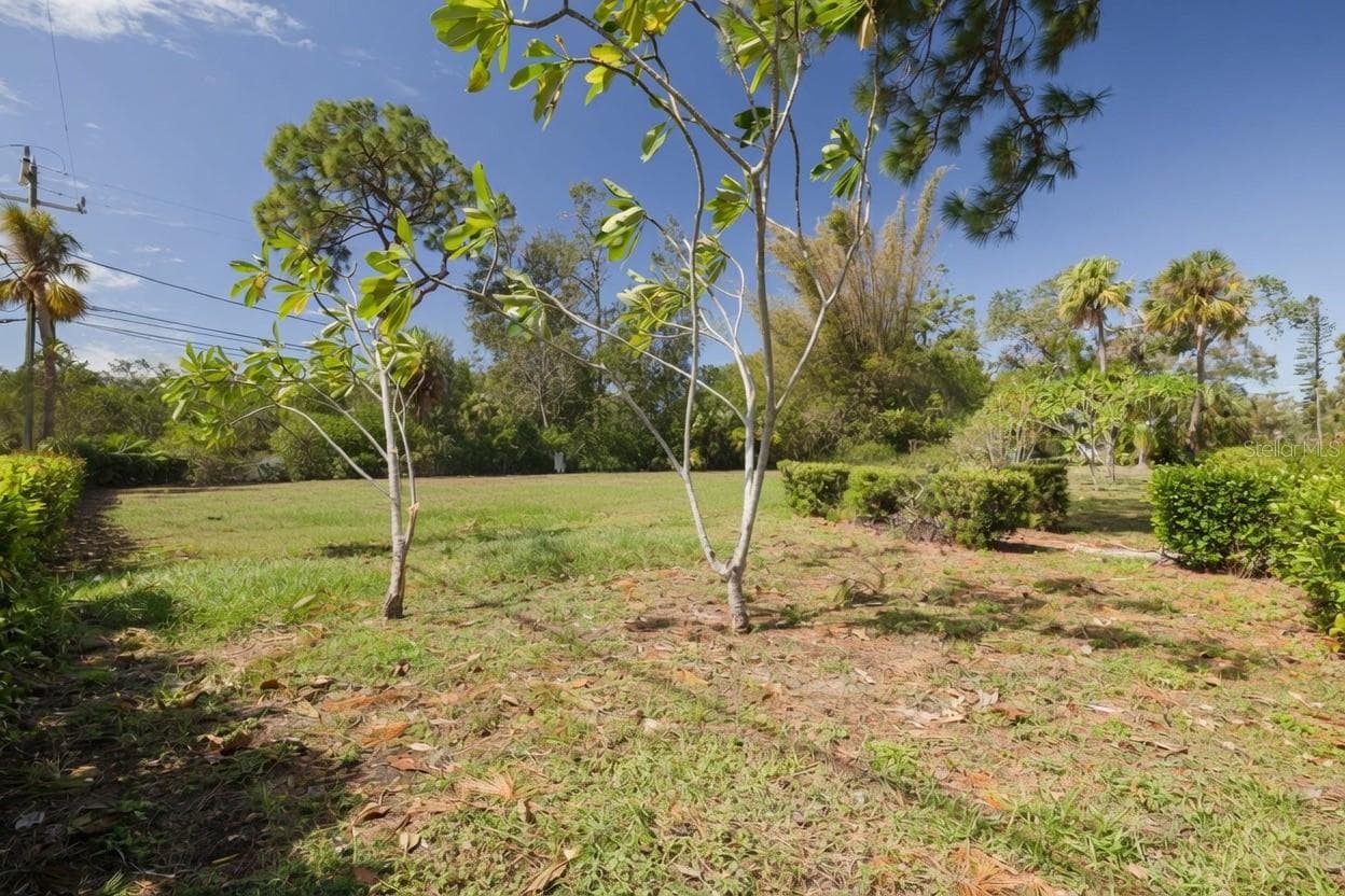 Land at 2755 EDWARDS AVE S, ST PETERSBURG, photo 2 of 3