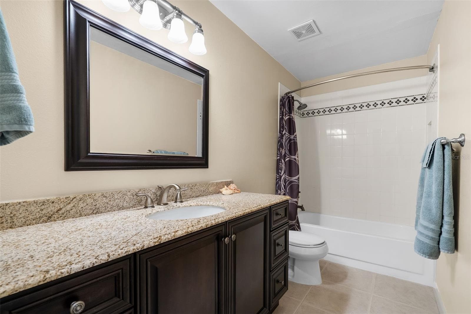 Single Family Residence at 4029 BELL GRANDE DR, VALRICO, photo 27 of 53