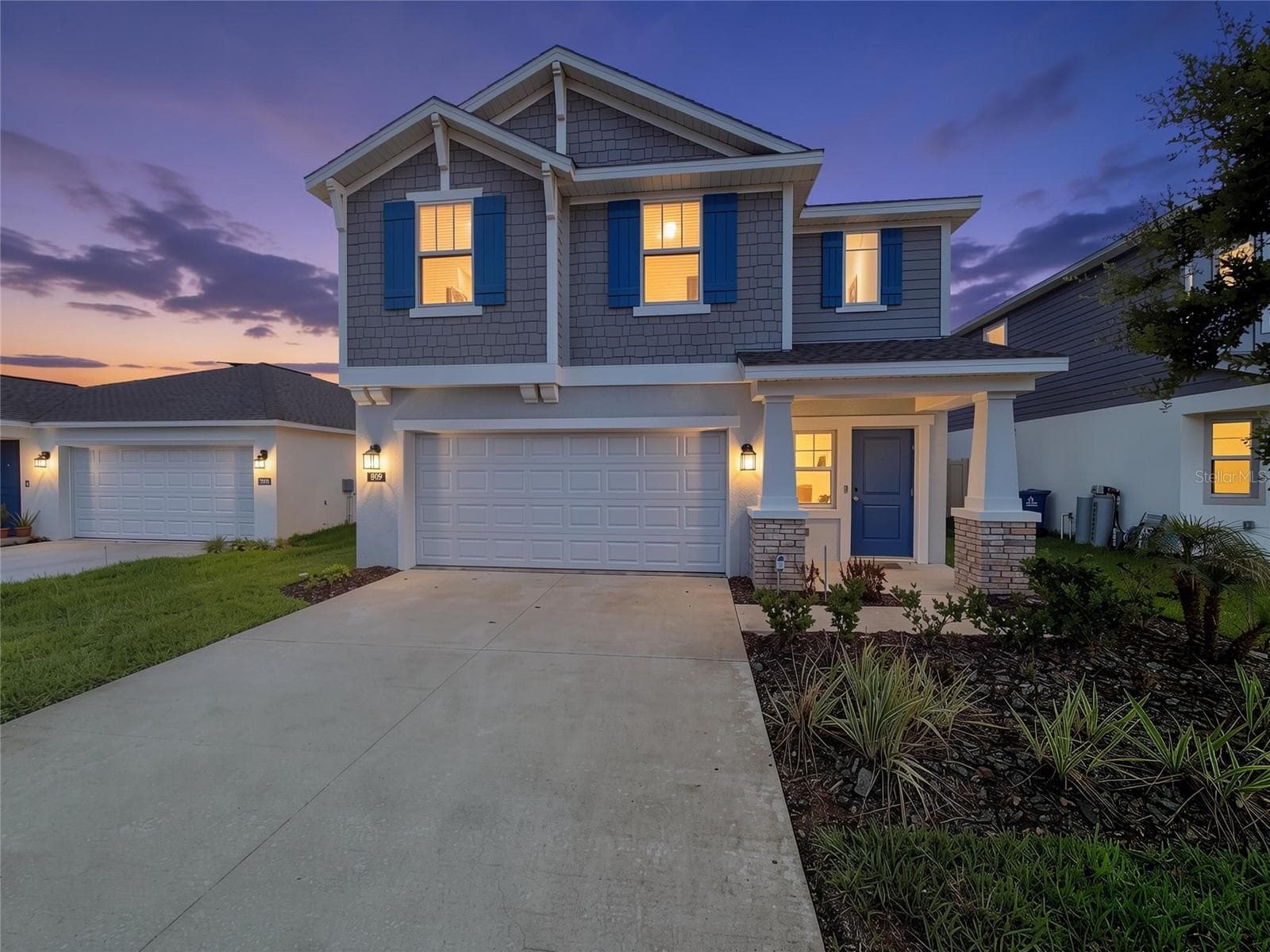 809 TIMBERLAND DR