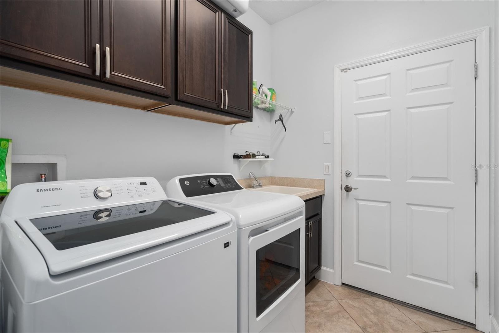 Single Family Residence at 30115 KLADRUBY PT, MOUNT DORA, photo 26 of 36