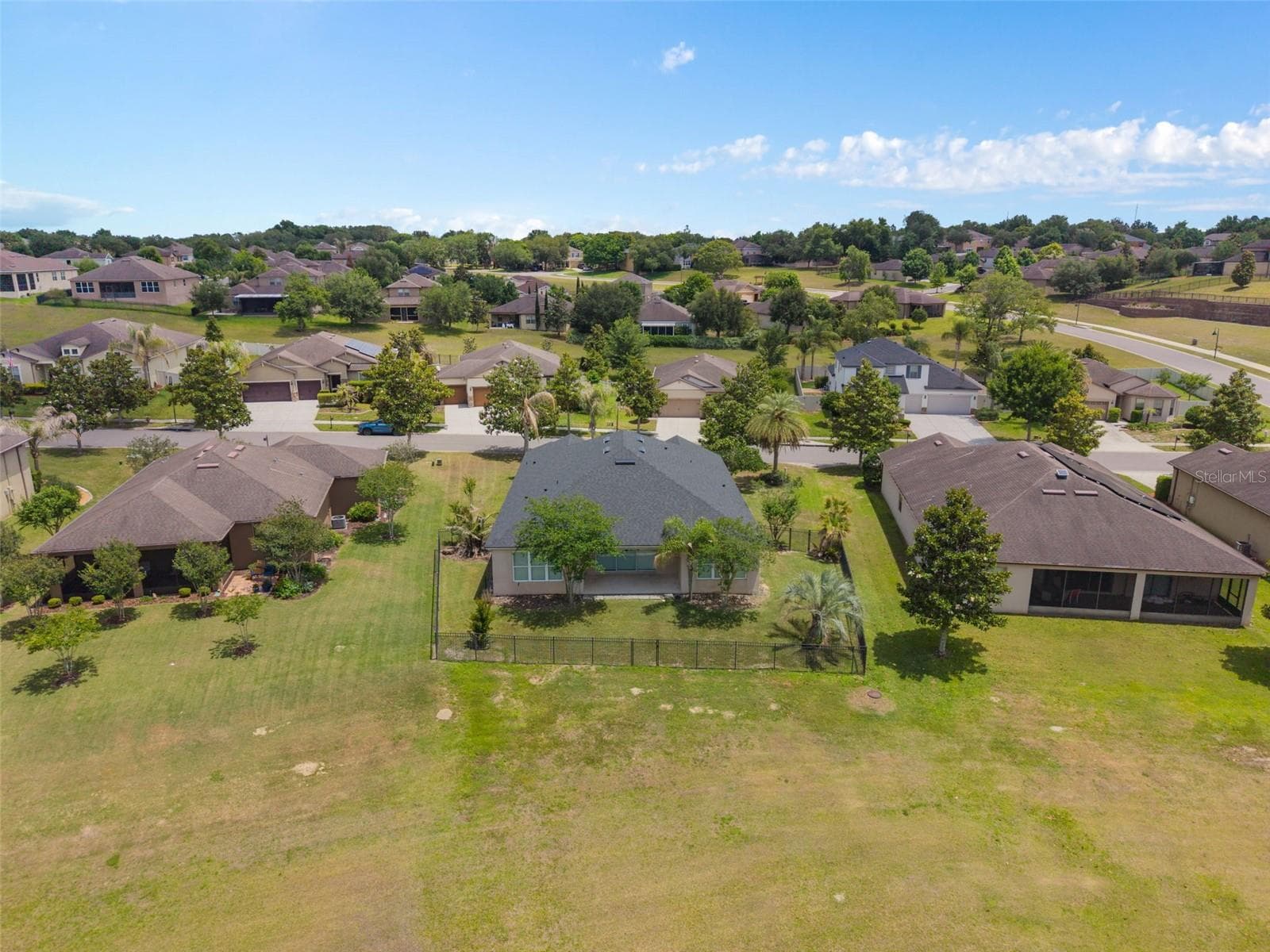 Single Family Residence at 30115 KLADRUBY PT, MOUNT DORA, photo 32 of 36