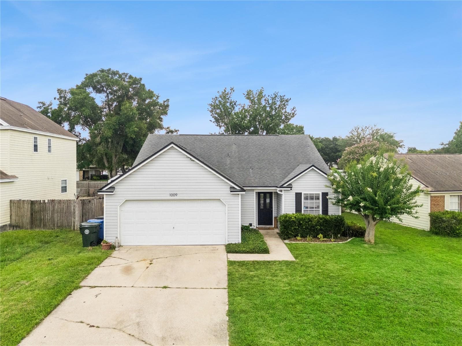 1009 MCCULLY CT
