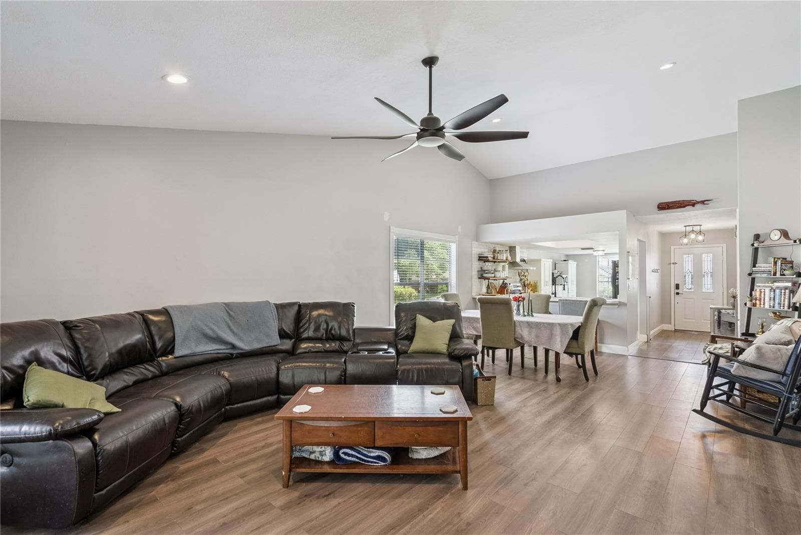 Living Room, Dining Room, Kicthen - 1009 MCCULLY CT, OVIEDO