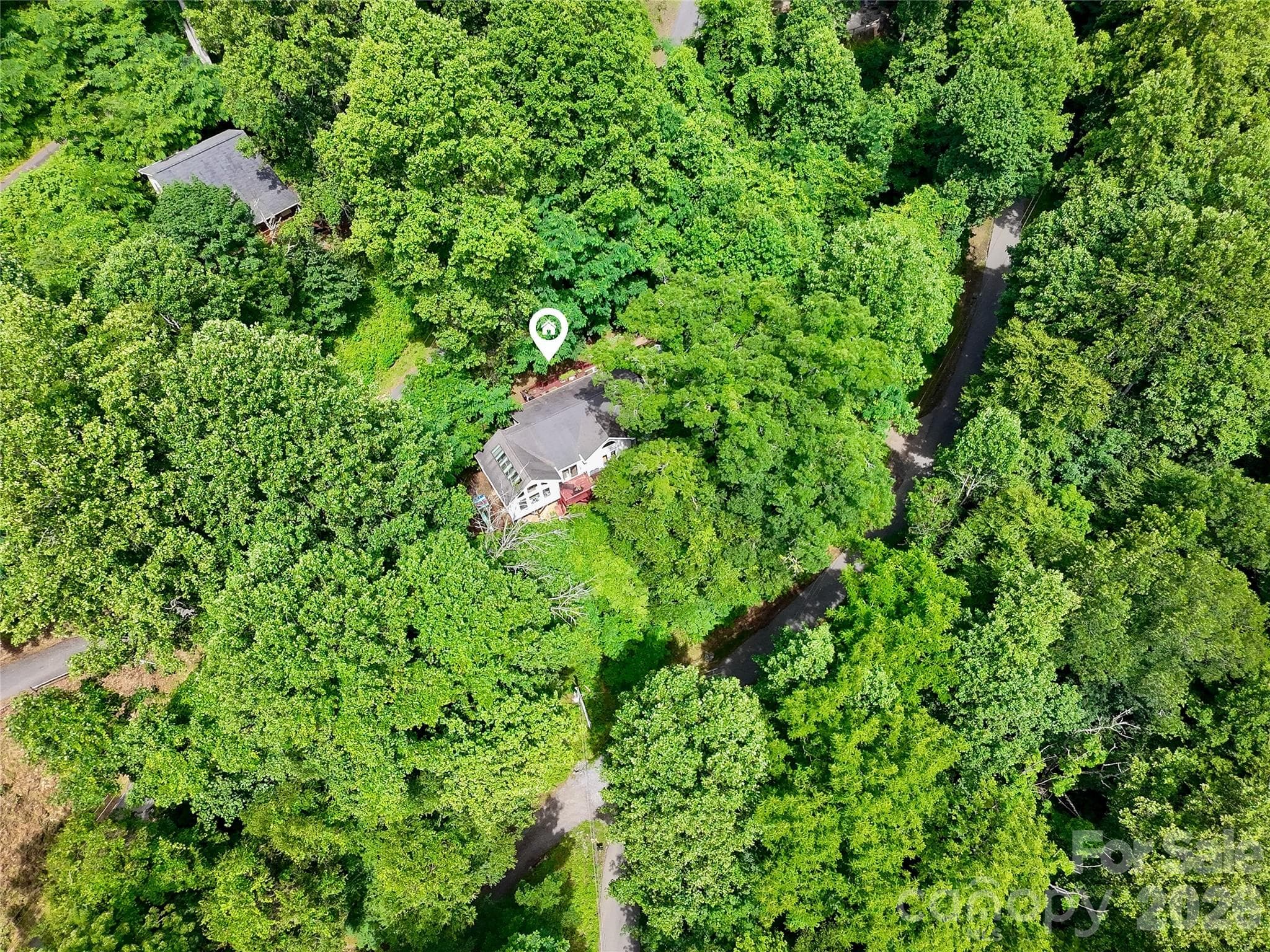 Single Family Residence at Horseshoe Cove, Maggie Valley, photo 2 of 45