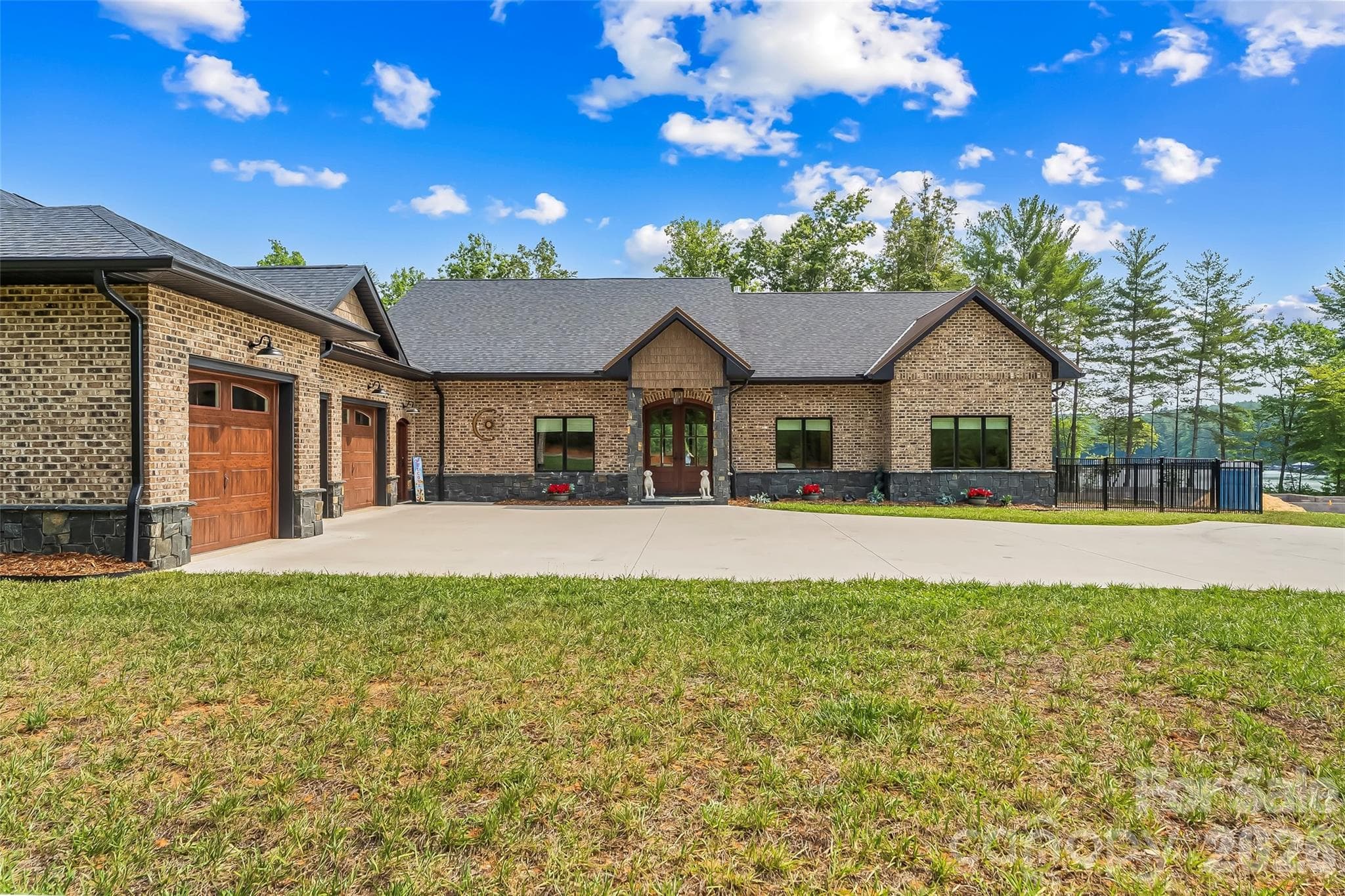 Single Family Residence at 95 Linville View Drive, Nebo, photo 3 of 39