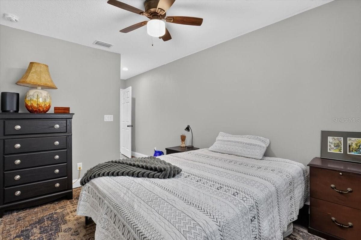 2nd bedroom guest house - 11740 DARSEY RD, PARRISH