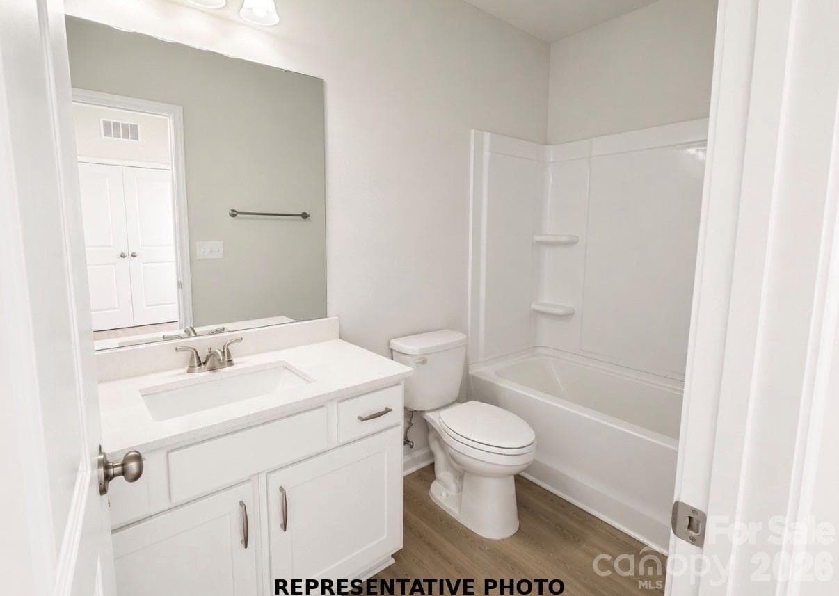 Townhouse at Charlotte, photo 14 of 17