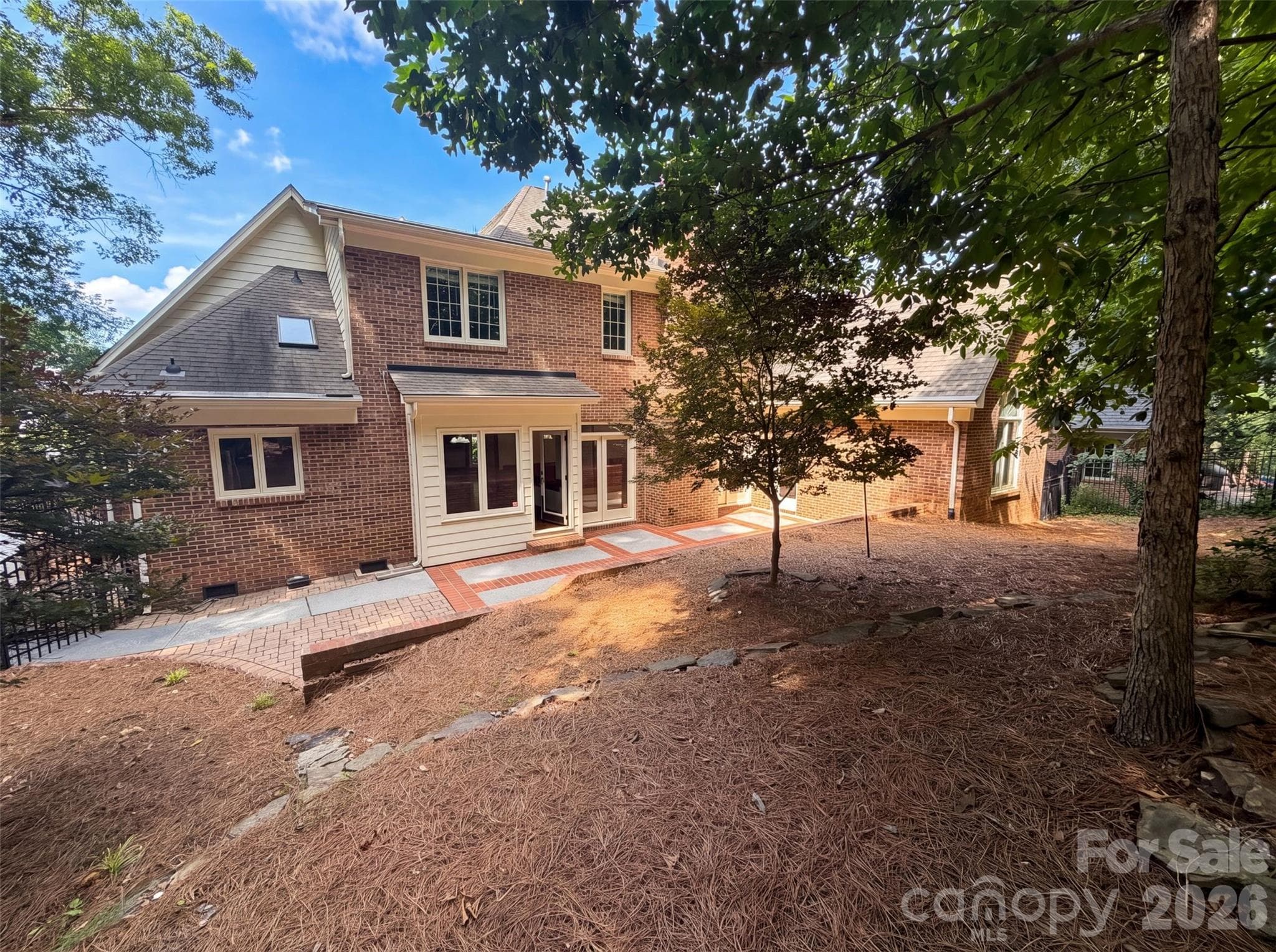 Single Family Residence at 3711 Surry Ridge Court, Charlotte, photo 5 of 27