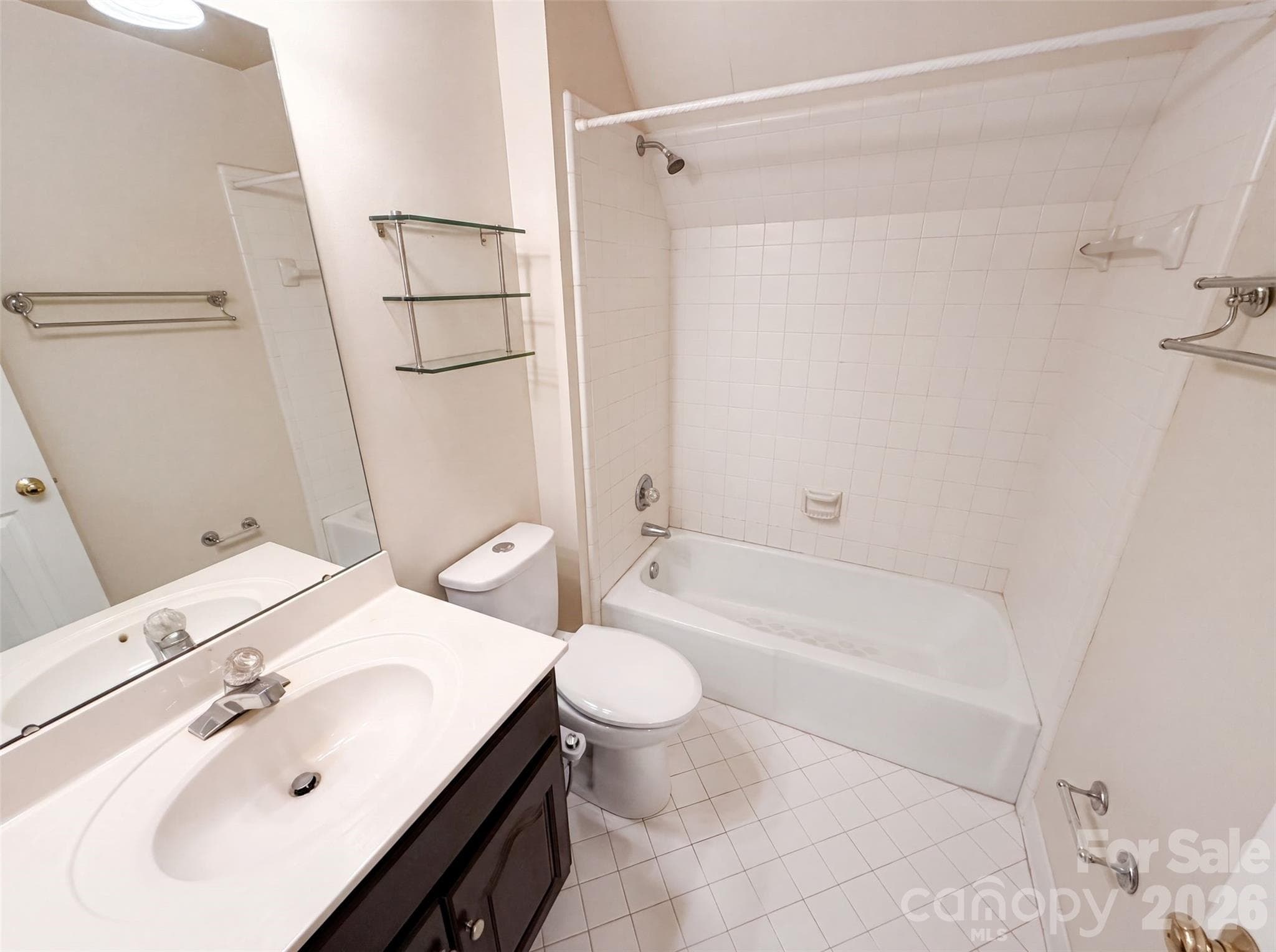 Single Family Residence at 3711 Surry Ridge Court, Charlotte, photo 18 of 27