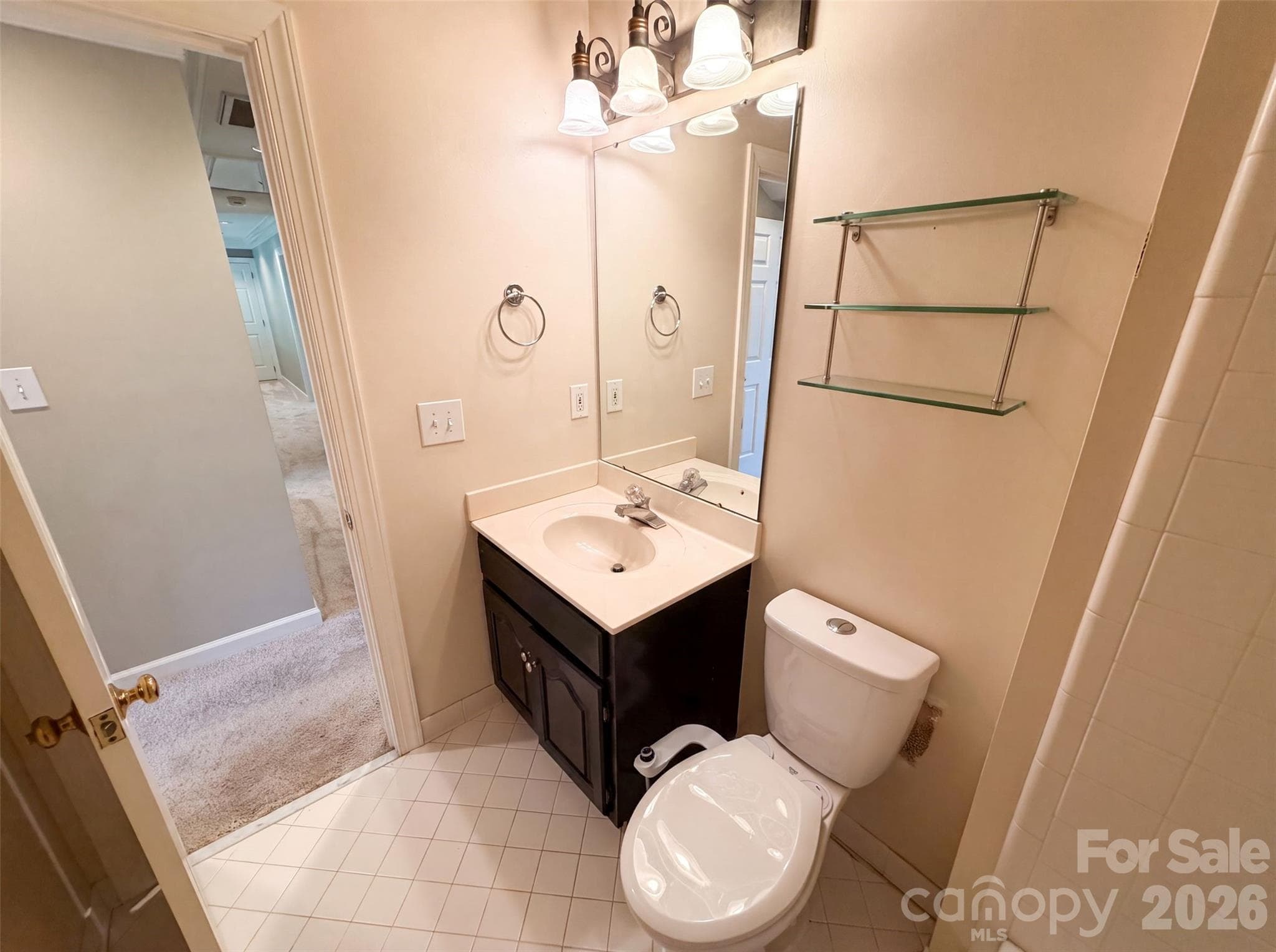 Single Family Residence at 3711 Surry Ridge Court, Charlotte, photo 19 of 27