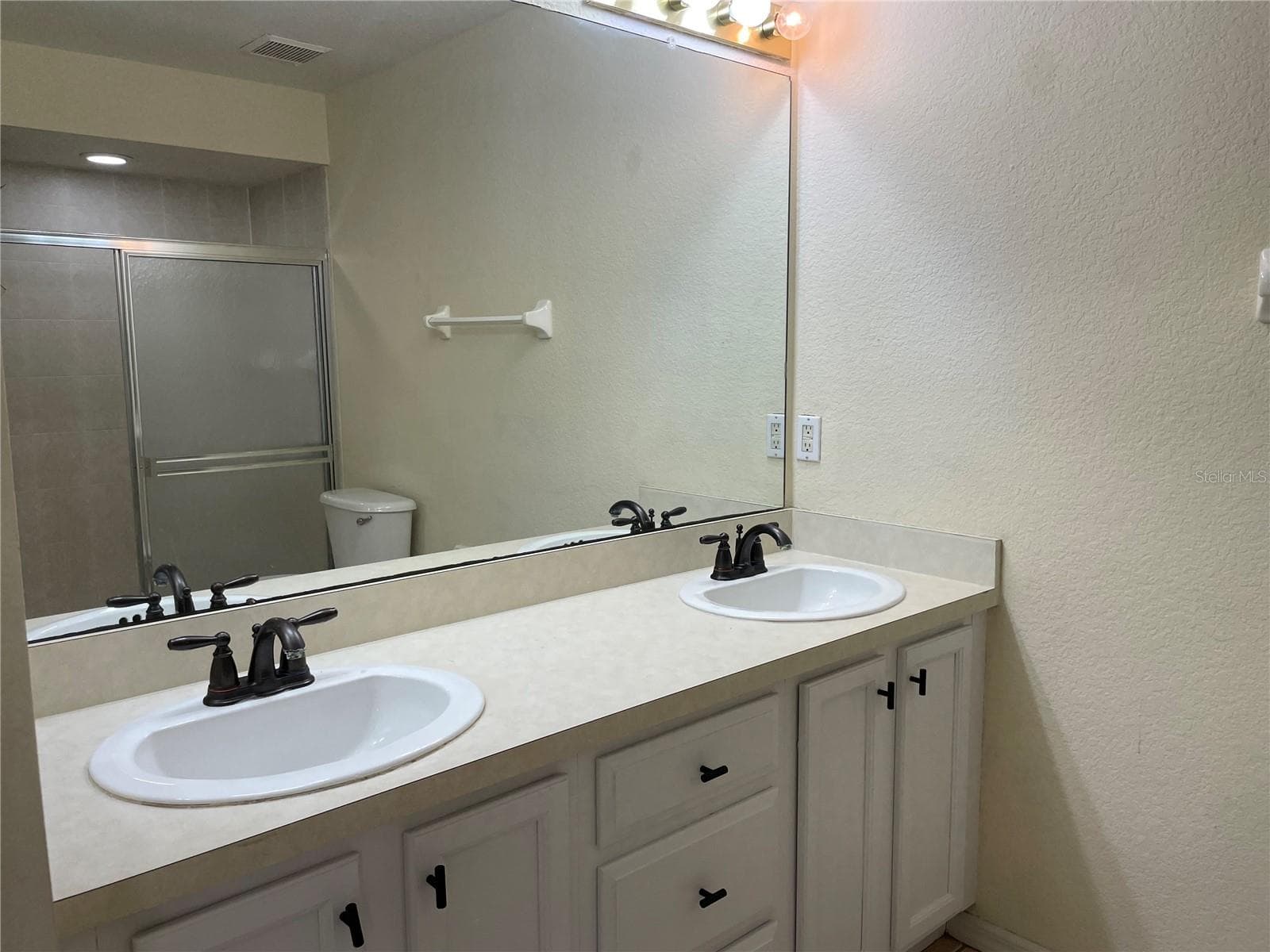 Primary bathroom - 4060 CALATRAVA AVE, NORTH PORT