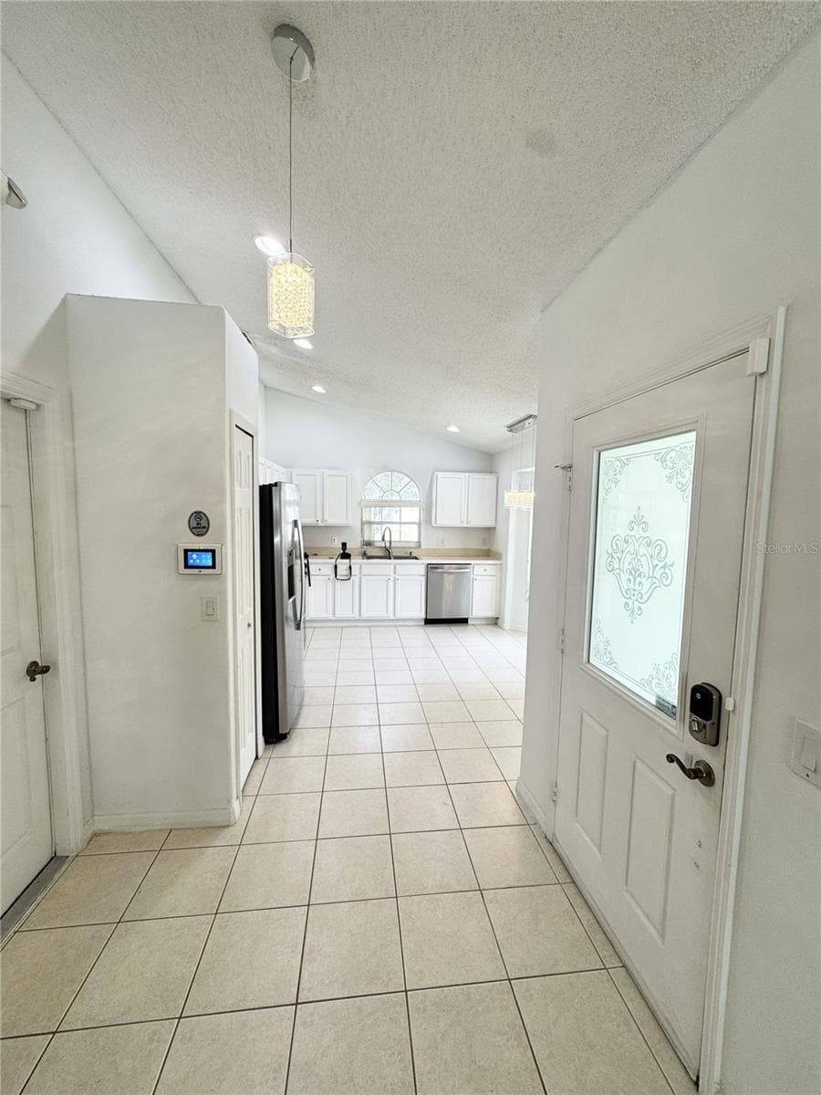 Single Family Residence at 2627 ONEIDA LOOP, KISSIMMEE, photo 3 of 24