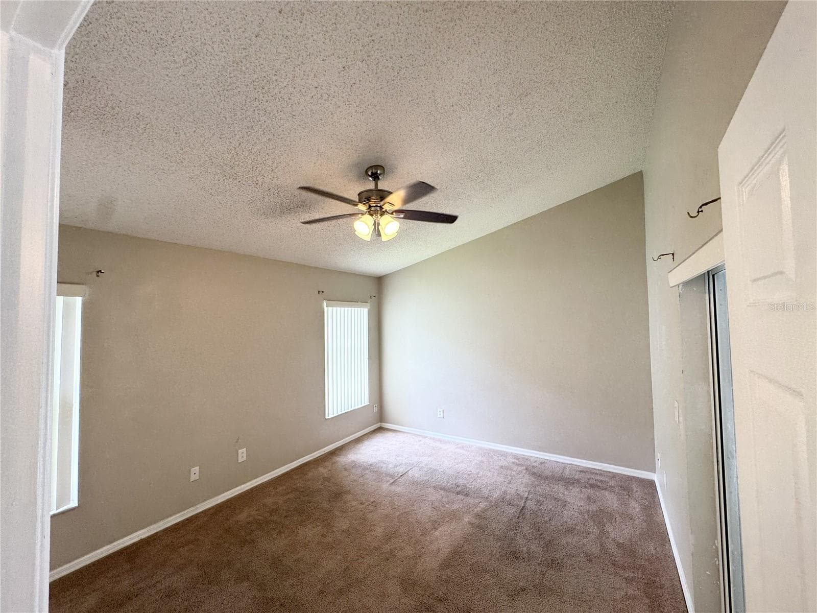 Single Family Residence at 2627 ONEIDA LOOP, KISSIMMEE, photo 6 of 24