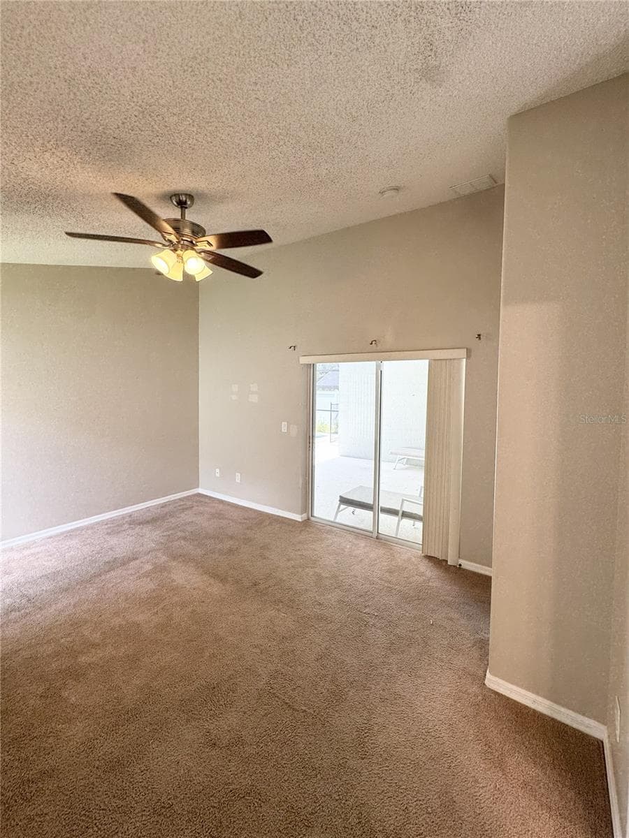 Single Family Residence at 2627 ONEIDA LOOP, KISSIMMEE, photo 7 of 24