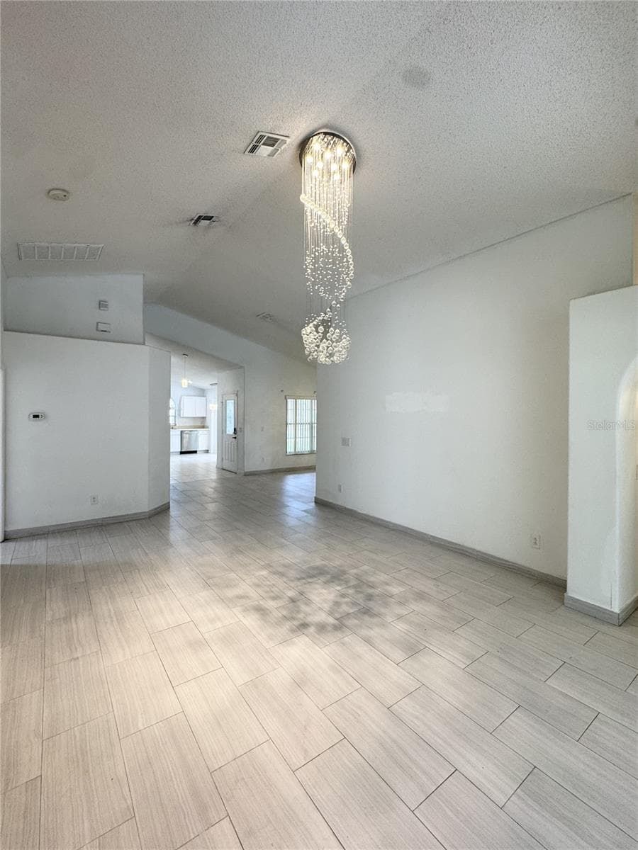 Living room rear to front angle - 2627 ONEIDA LOOP, KISSIMMEE