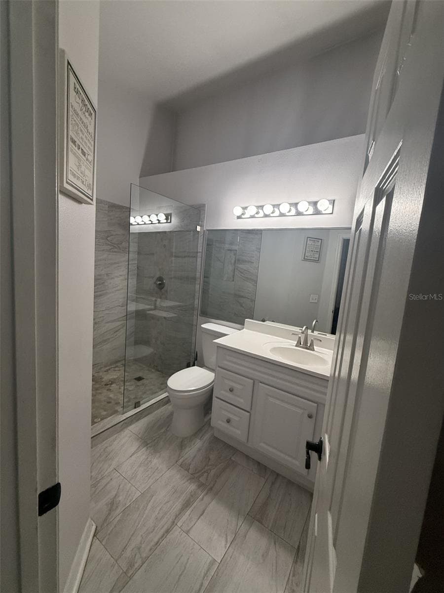MASTER BATH - 2916 CANOE CIR, ST CLOUD