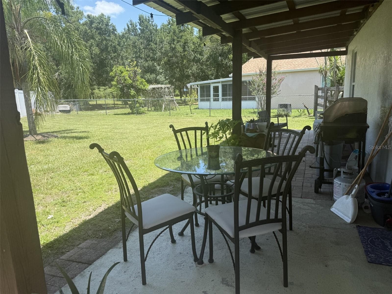 Back Yard and patio - 2916 CANOE CIR, ST CLOUD