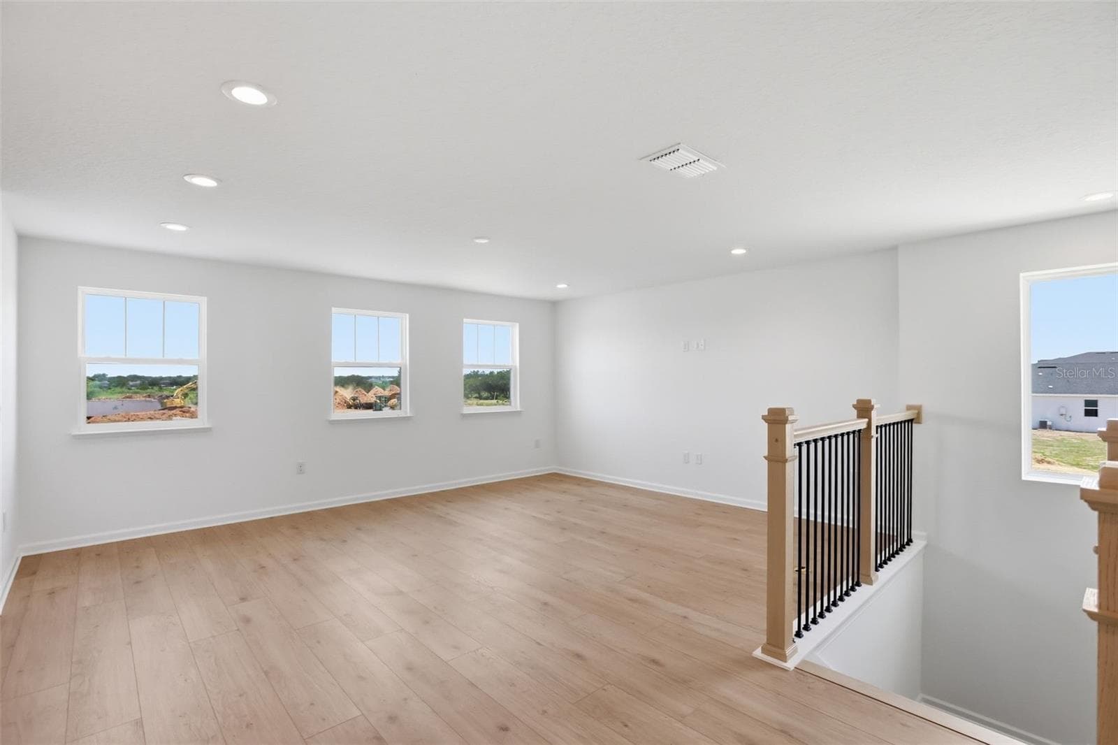 Single Family Residence at 1595 STONECLIFFF DR, APOPKA, photo 18 of 45