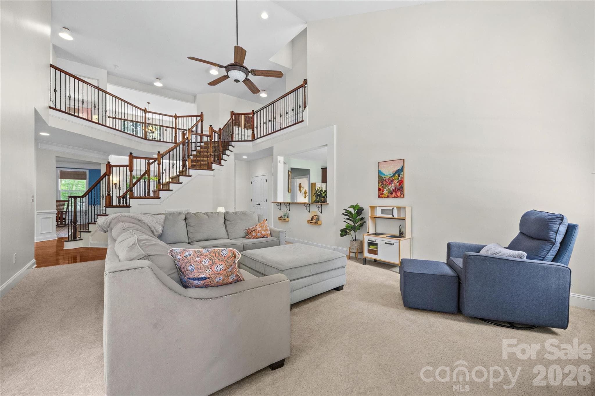 Family Room with view of staircase - 121 Isle Run Drive, Mooresville