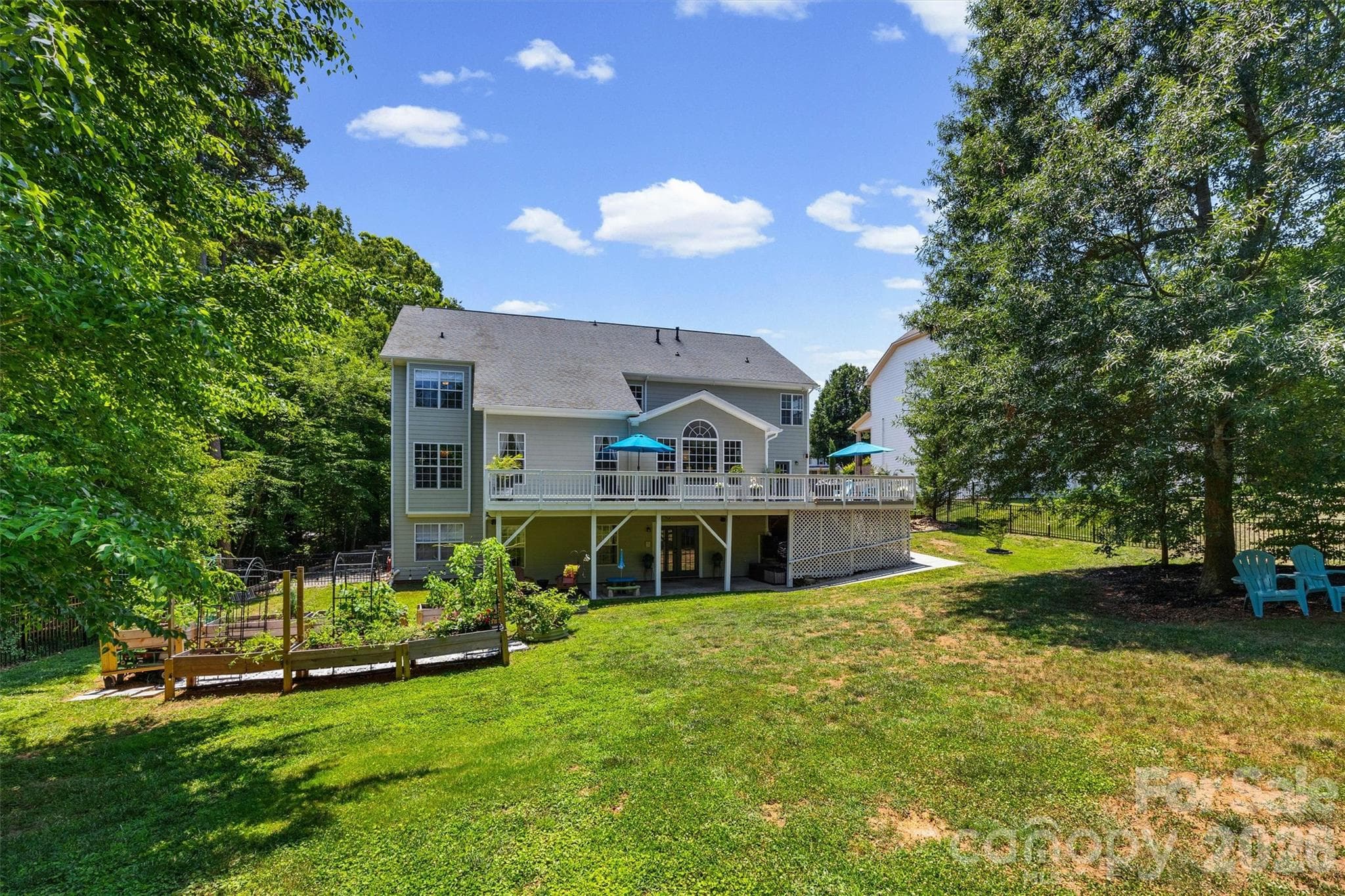 Beautiful Back Yard - 121 Isle Run Drive, Mooresville
