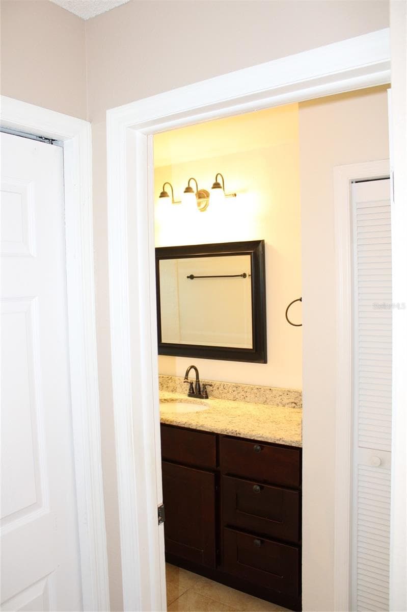 Villa at 2288 CITRUS CT, CLEARWATER, photo 16 of 63