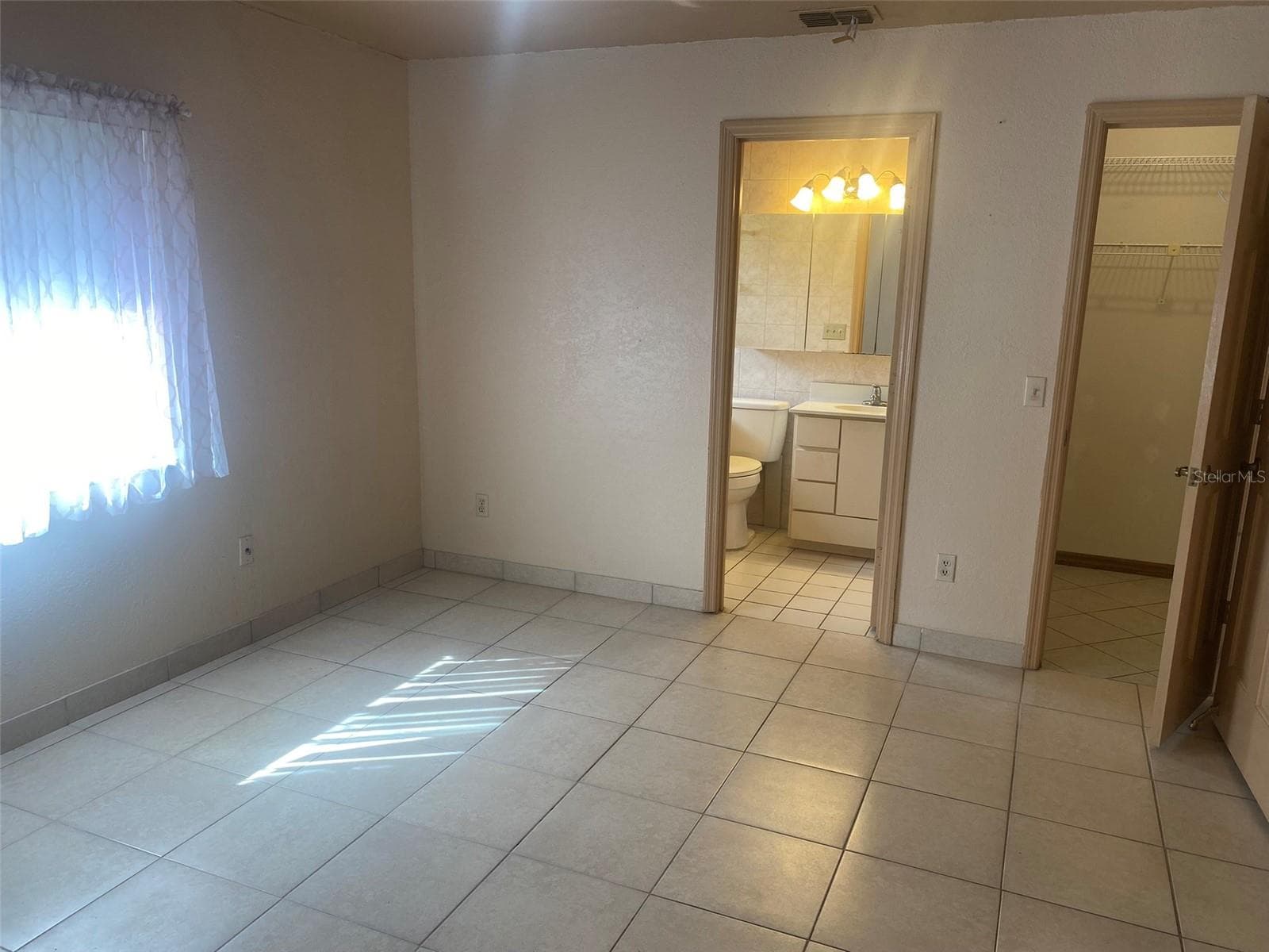 Single Family Residence at 1101 STILLWATER AVE, DELTONA, photo 11 of 17