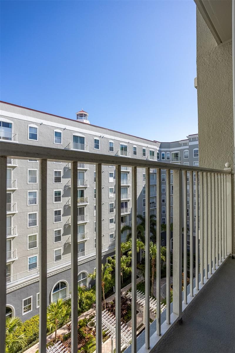 Condominium at 700 S HARBOUR ISLAND BLVD #647, TAMPA, photo 29 of 48