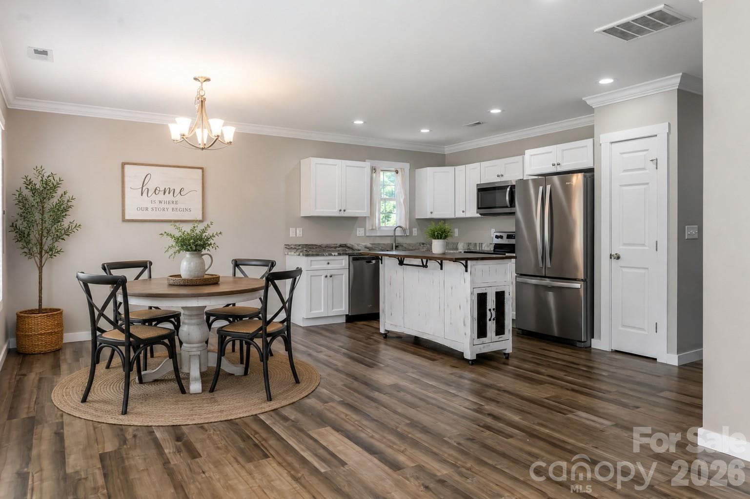 dining room virtually staged - Asheville