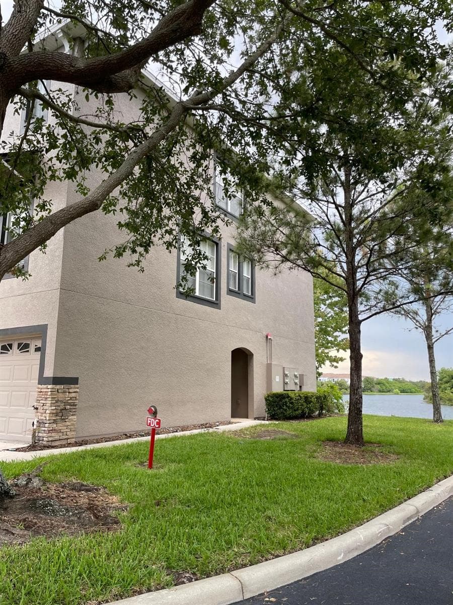 Townhouse at 2401 LEXINGTON OAK DR, BRANDON, photo 7 of 34