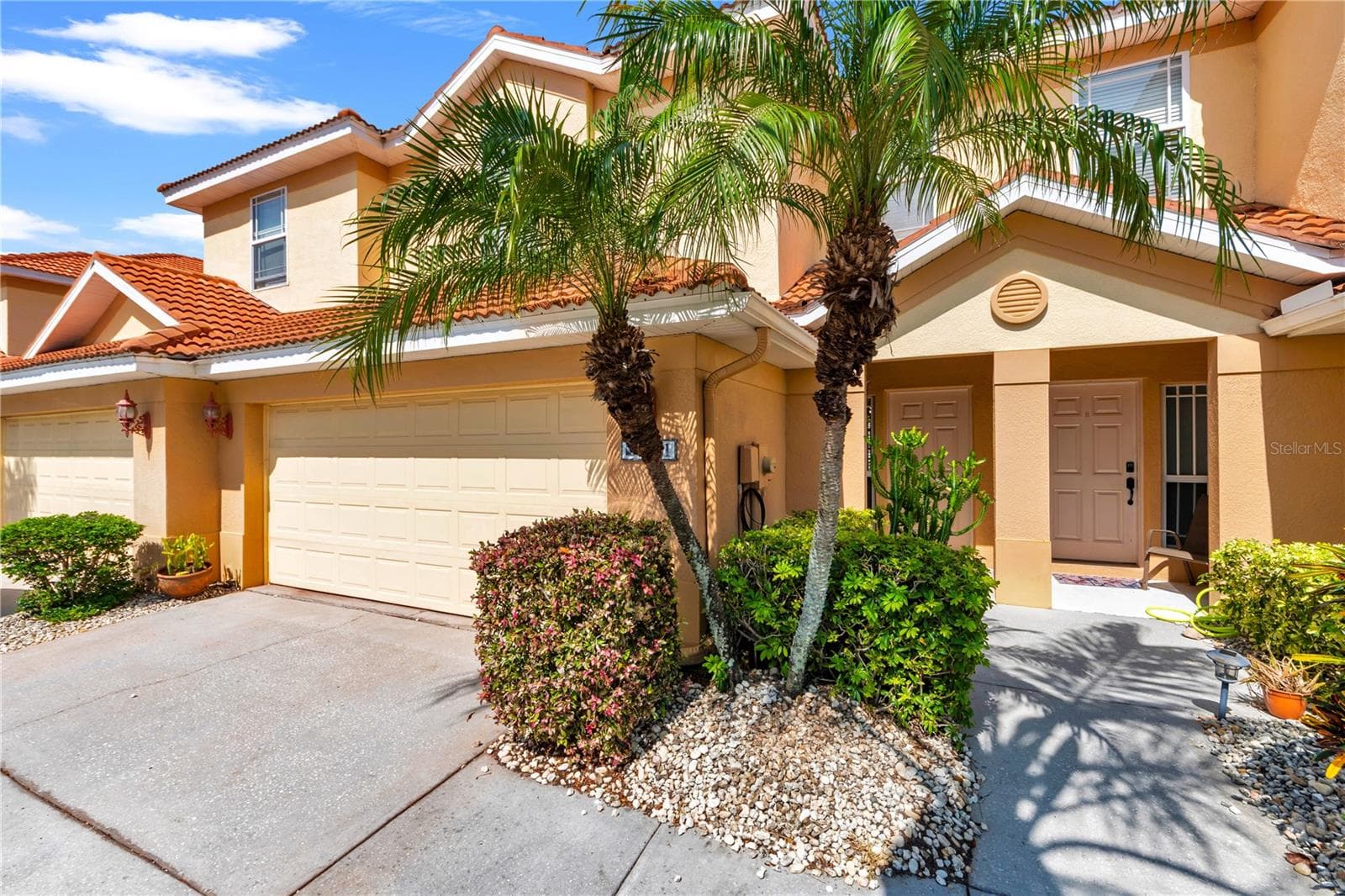 1421 RIDGE TER