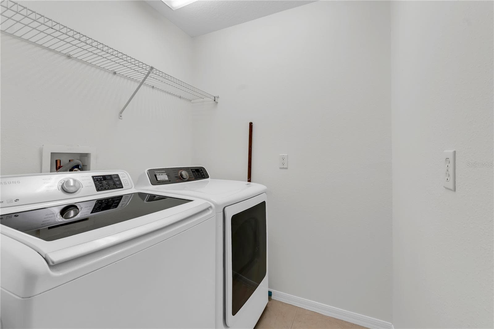 UPSTAIRS LAUNDRY ROOM - 1421 RIDGE TER, TARPON SPRINGS