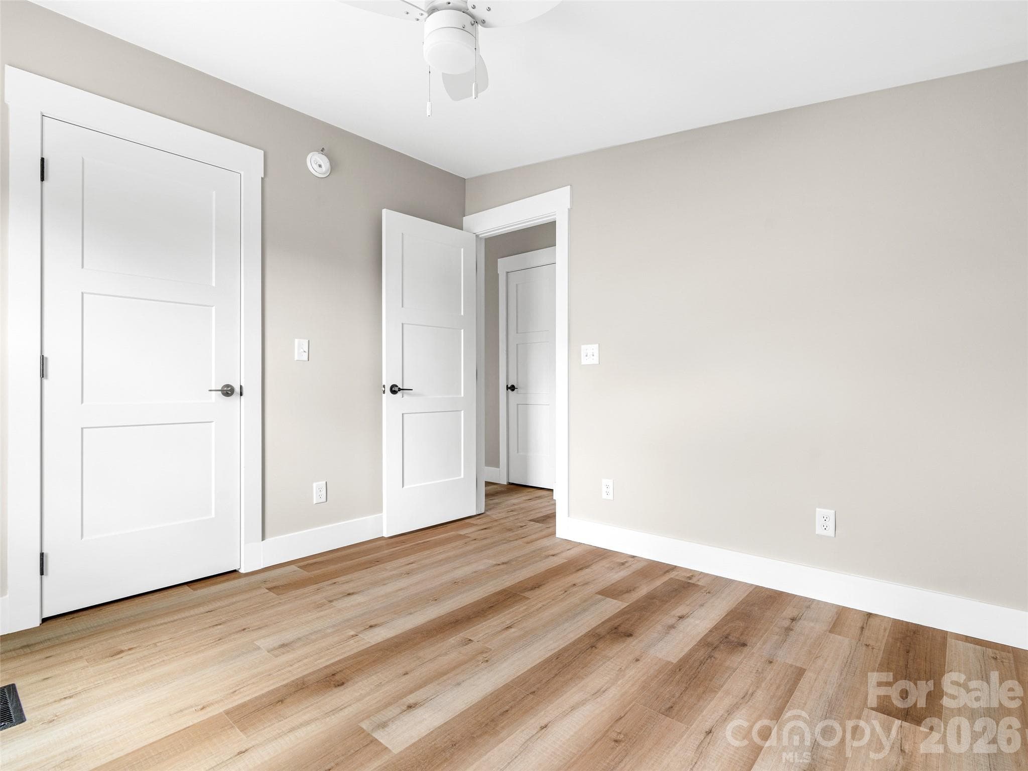 Single Family Residence at 448 Riverwind Drive, Hendersonville, photo 29 of 43