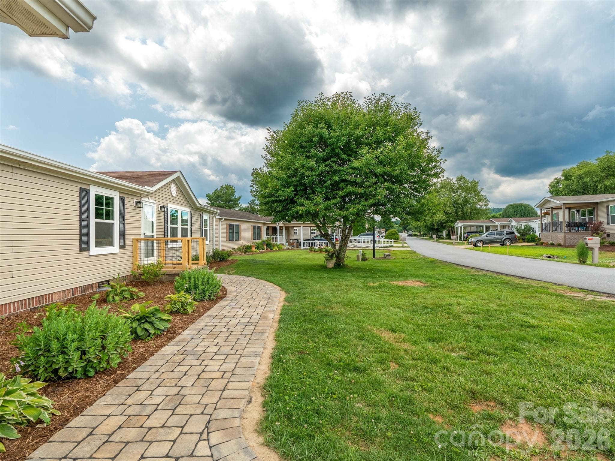 Single Family Residence at 448 Riverwind Drive, Hendersonville, photo 41 of 43