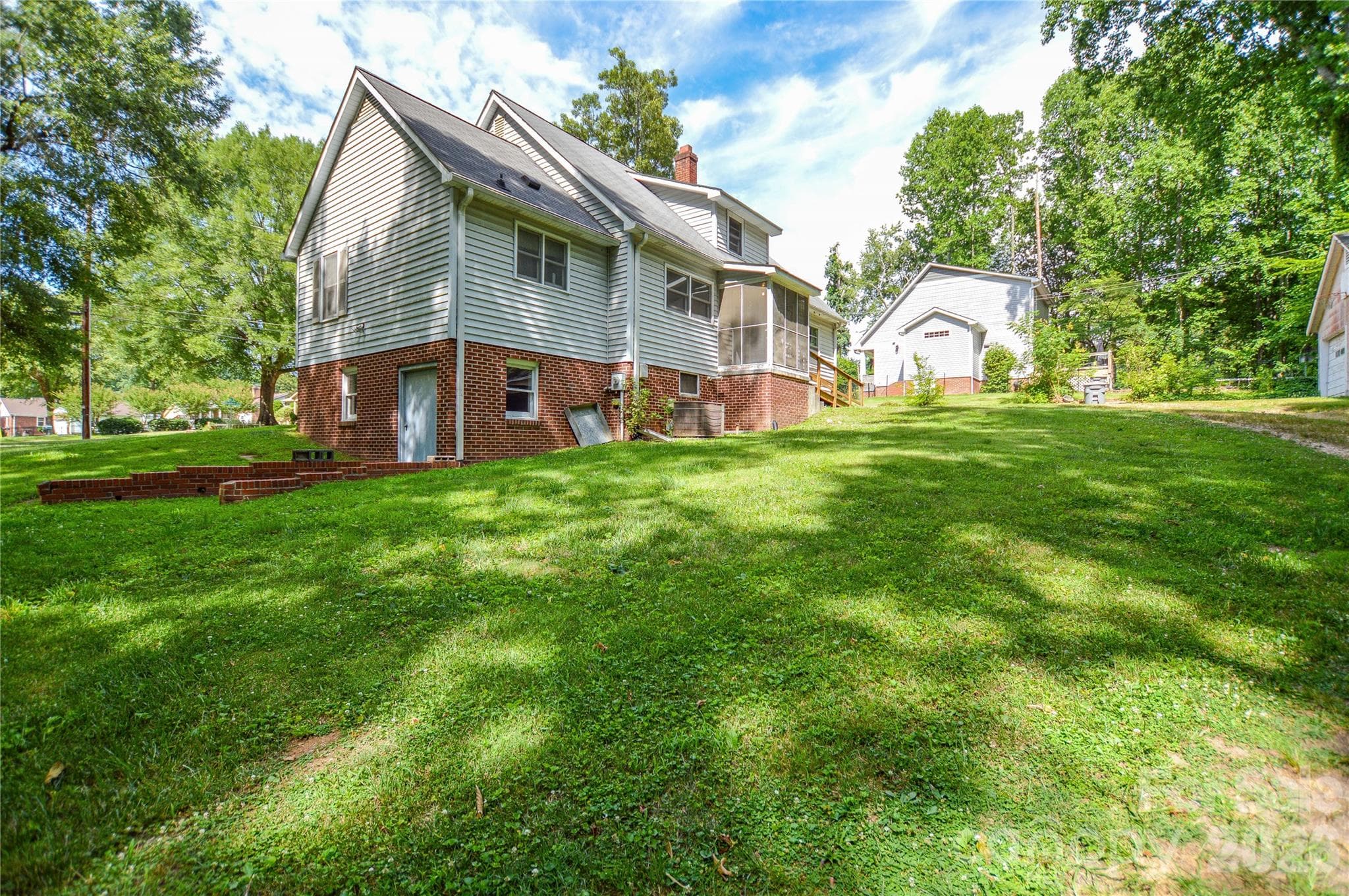 Single Family Residence at 1800 Brantley Road, Kannapolis, photo 5 of 22
