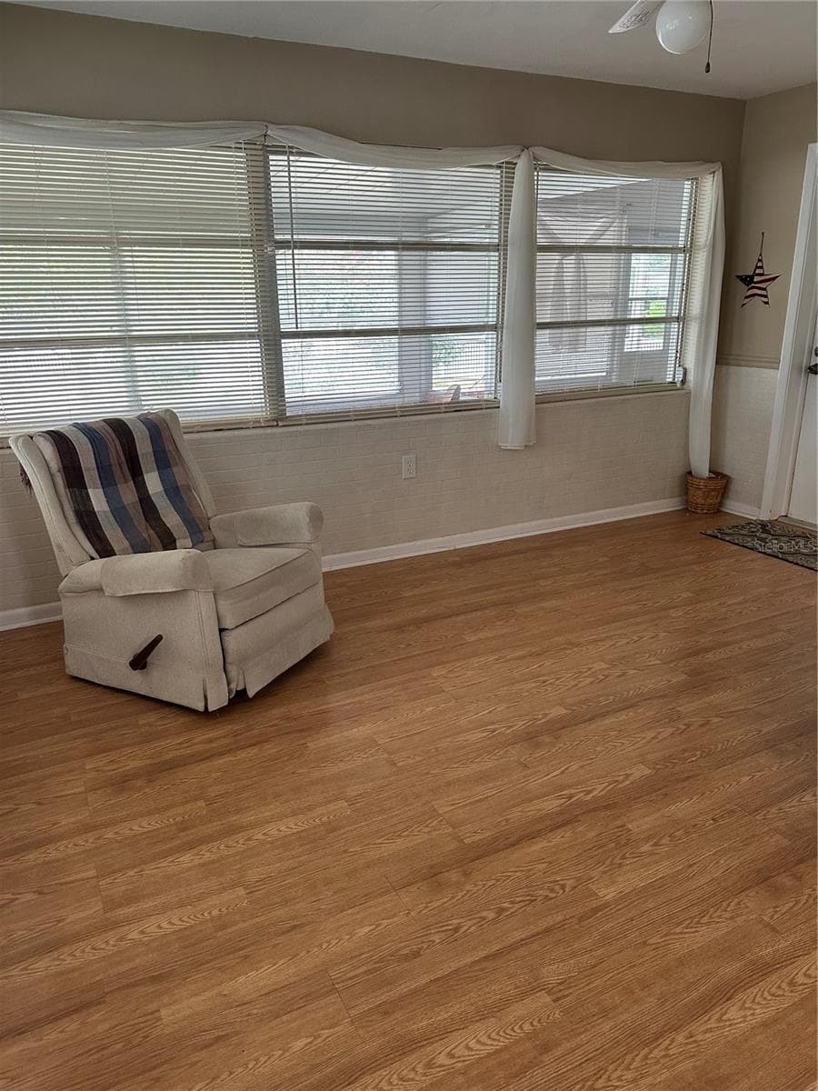 Dining or Family Room - BEVERLY HILLS UNIT 02, BEVERLY HILLS