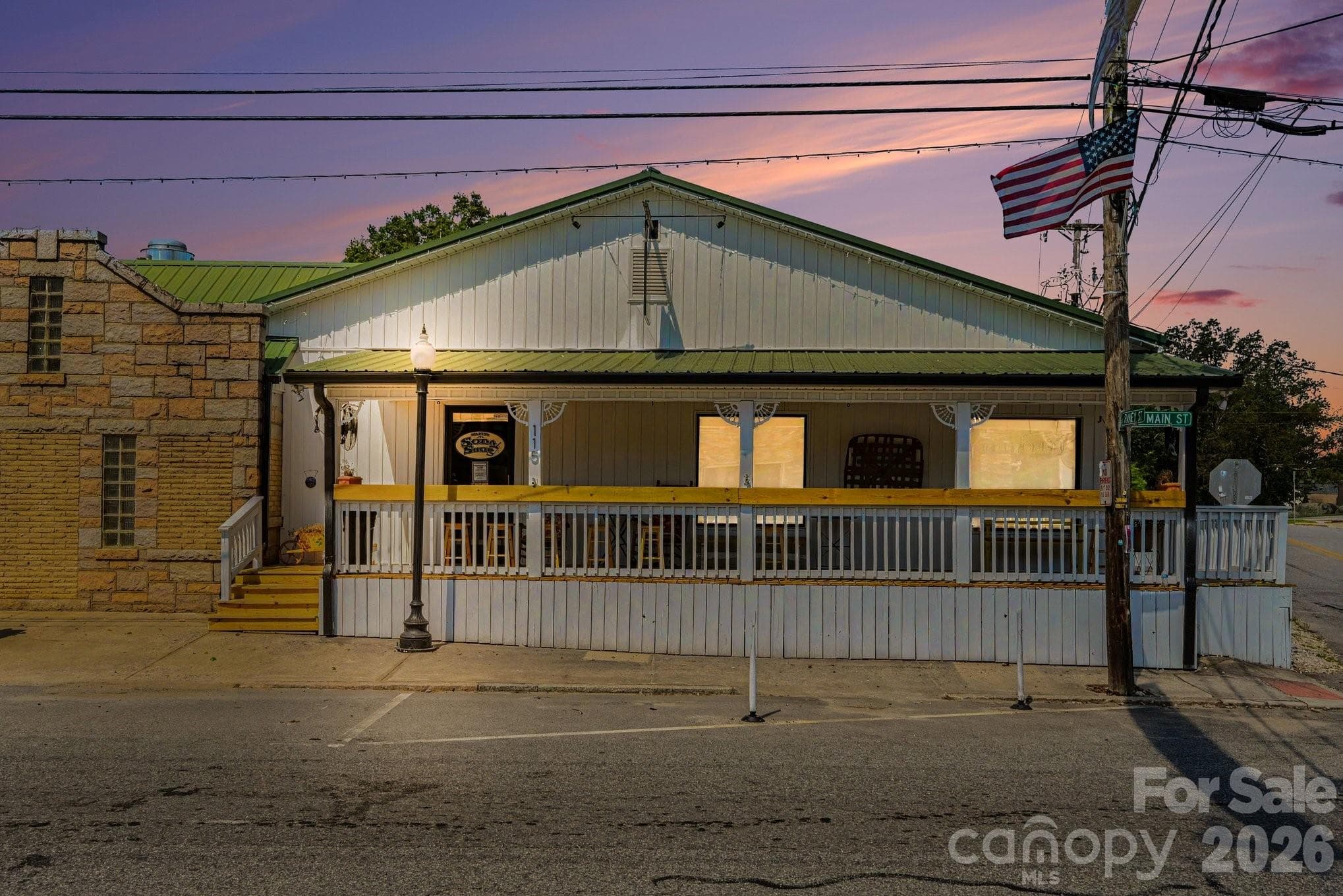 Food/Beverage at 115 Main Street N, Faith, photo 3 of 38