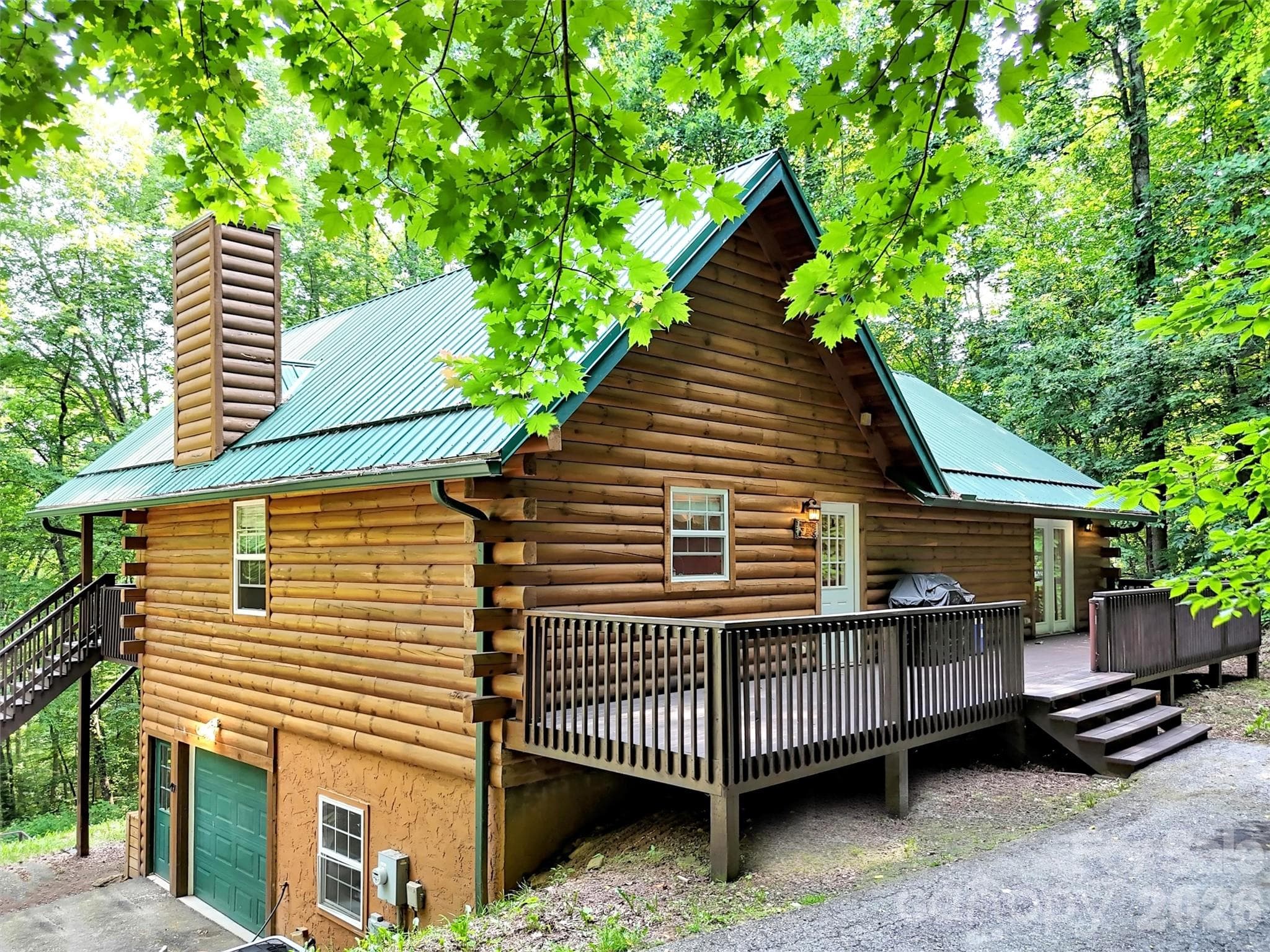 easy drive to front door - Waynesville