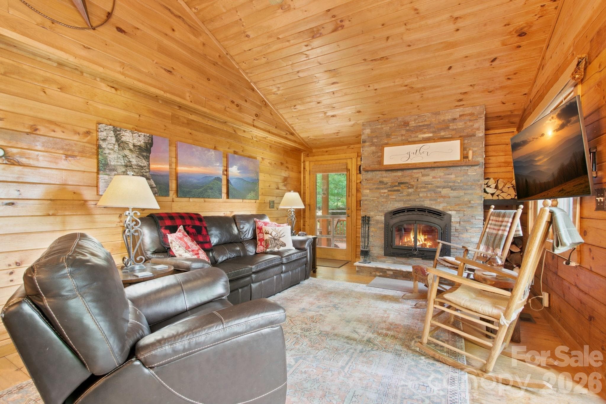 Single Family Residence at 176 Ravens View, Boone, photo 5 of 39